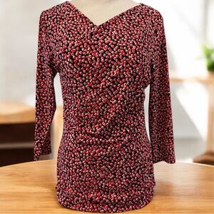 VINCE CAMUTO FITTED CRISSCROSS FRONT TOP – SIZE MEDIUM